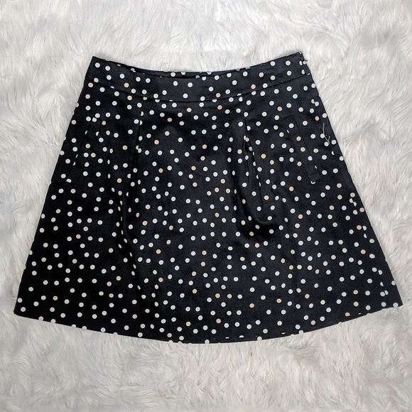 White House Black Market Dresses & Skirts - White House Black Market Skirt with Pockets